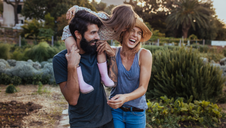Couple with their child.